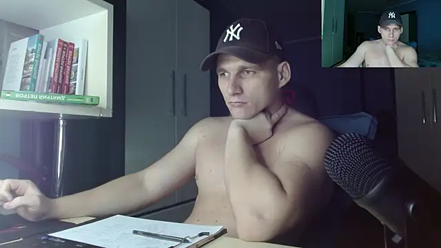 Poliglotjoe1 online show from 11.29.25