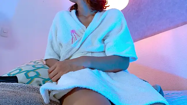 lanna w online show from 12.04.25