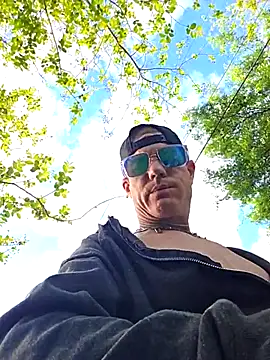 Snapshot of JockNThirsty chatting on 03.27.26 JockNThirsty online show from 03.27.26