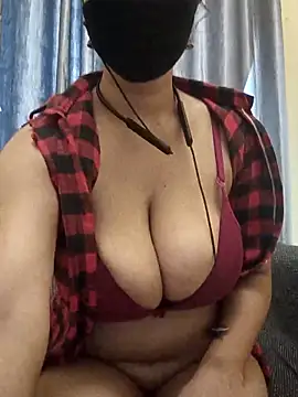 Snapshot of Smita_silk69 chatting on 04.11.26 Smita silk69 online show from 04.11.26