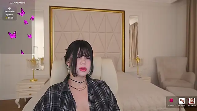 NightAylin online show from 04.07.26