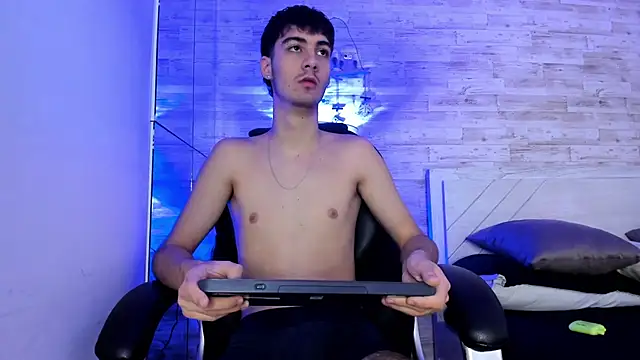 Emir Ozan  online show from 12.03.25