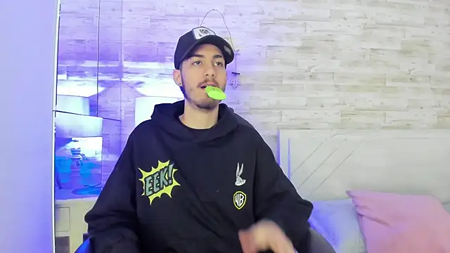 Emir Ozan  online show from 01.11.26