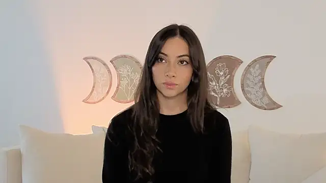 Snapshot of IsabellaSandoval chatting on 04.26.26 IsabellaSandoval online show from 04.26.26