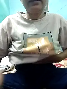 Miss tinaaa online show from 11.23.25