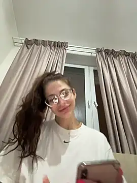 Daria Promisess online show from 11.30.25