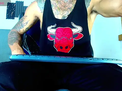 Hot Latino x online show from 02.07.26