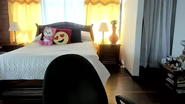 Charlotte-Willson online show from 03.01.26