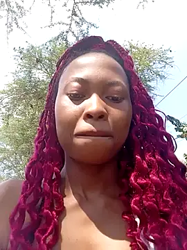 Snapshot of Sweethoneypot25 chatting on 02.06.26 Sweethoneypot25 online show from 02.06.26