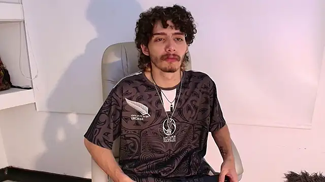 JojoBraando online show from 04.07.26