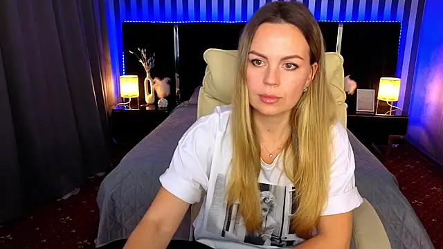 Hot Natallie online show from 11.21.25