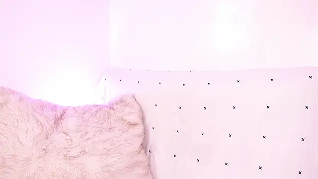 Mackenzie Lia online show from 02.20.26