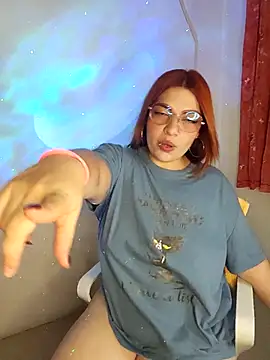 Snapshot of mila_curvy chatting on 02.25.26 mila curvy online show from 02.25.26