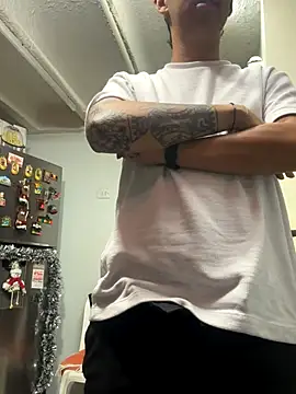 Yunaraa online show from 11.30.25