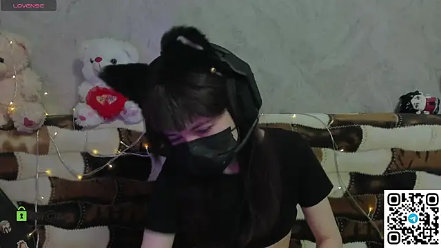 Snapshot of Ollie_Baird chatting on 12.01.25 Ollie Baird online show from 12.01.25