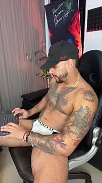 NikoHank online show from 12.19.25