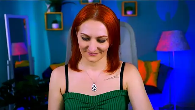 Snapshot of DianaTorrens chatting on 02.18.26 DianaTorrens online show from 02.18.26