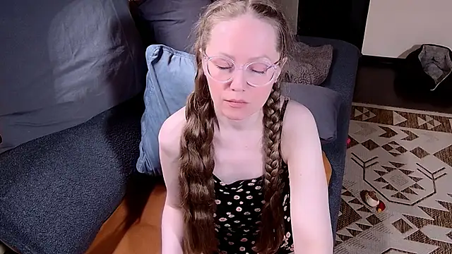 Snapshot of G0LDI chatting on 05.25.26 G0LDI online show from 05.25.26