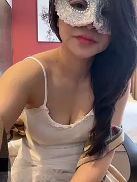 Queen-of-Love online show from 01.07.26