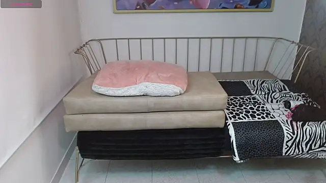 Roxanne vale online show from 02.28.26