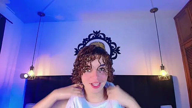 Skyee angel online show from 03.23.26