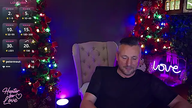 Snapshot of Hunter_Fl chatting on 12.03.25 Hunter Fl online show from 12.03.25