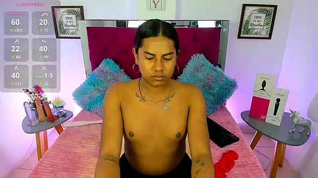 Samantha  F W online show from 11.27.25