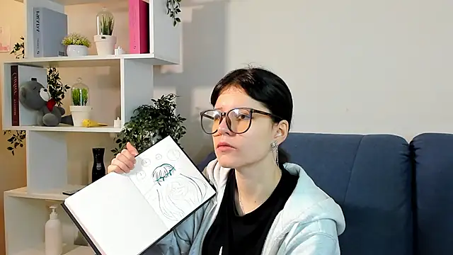 Snapshot of ShanaHearns chatting on 11.29.25 ShanaHearns online show from 11.29.25