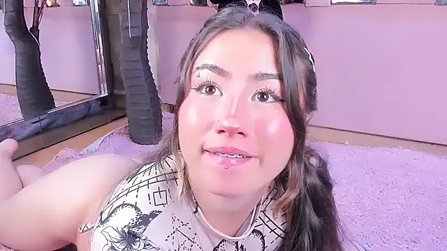 Naomistart online show from 12.20.25