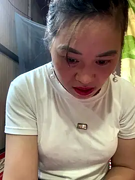 Snapshot of hotel222 chatting on 11.25.25 hotel222 online show from 11.25.25