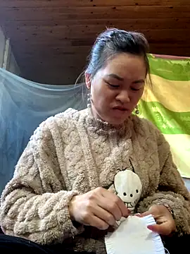 Snapshot of hotel222 chatting on 11.26.25 hotel222 online show from 11.26.25