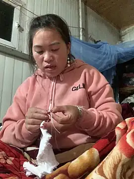 Snapshot of hotel222 chatting on 11.28.25 hotel222 online show from 11.28.25