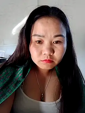 Snapshot of One-two22 chatting on 11.27.25 One-two22 online show from 11.27.25