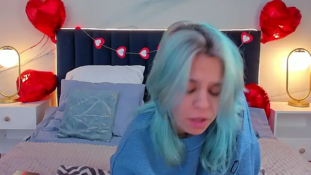 LiraBelle online show from 02.12.26