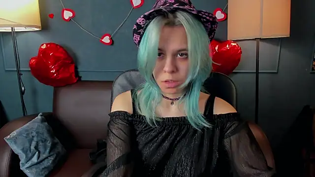 LiraBelle online show from 02.19.26