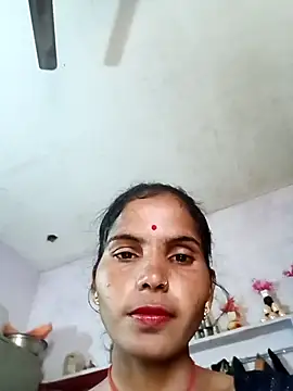 Snapshot of Cut_big chatting on 12.01.25 Cut big online show from 12.01.25