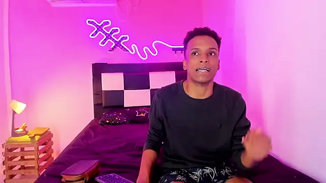 Snapshot of Black_Guys_Pervert_ chatting on 11.29.25 Black Guys Pervert online show from 11.29.25