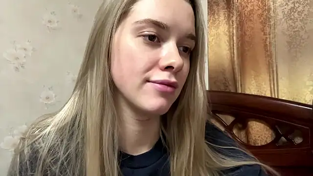 MichikoWienandt online show from 12.01.25