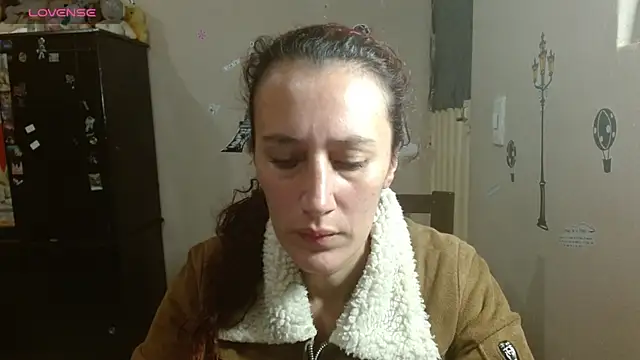 CASSANDRA BROWN online show from 12.01.25