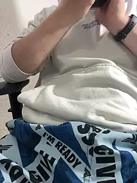 Daisuke 01 online show from 11.26.25