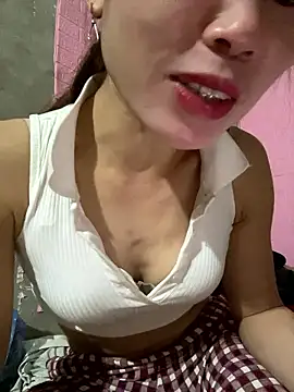 Snapshot of meganmeo chatting on 01.17.26 meganmeo online show from 01.17.26