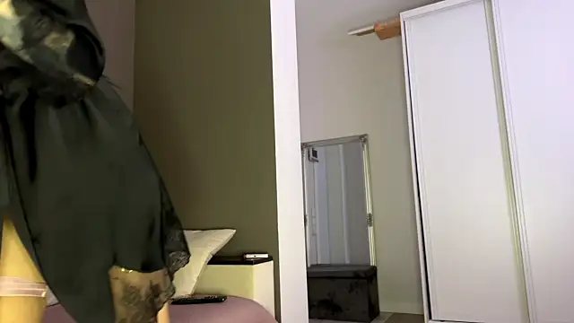 stellaqt online show from 11.29.25