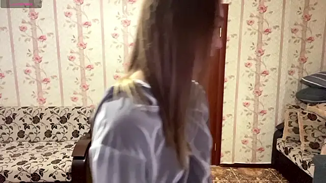 Snapshot of Katebarbie chatting on 02.02.26 Katebarbie online show from 02.02.26