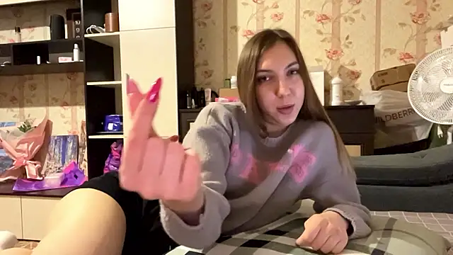 Snapshot of Katebarbie chatting on 02.12.26 Katebarbie online show from 02.12.26