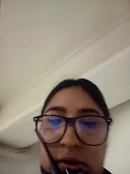 Bizcochitoc4 online show from 12.05.25