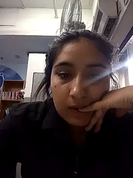 Bizcochitoc4 online show from 02.16.26