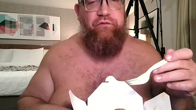 BigBearforCuddles online show from 07.04.26