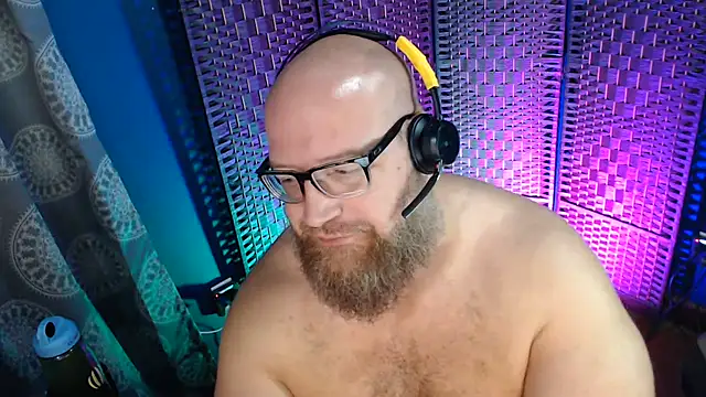 BigBearforCuddles online show from 07.07.26