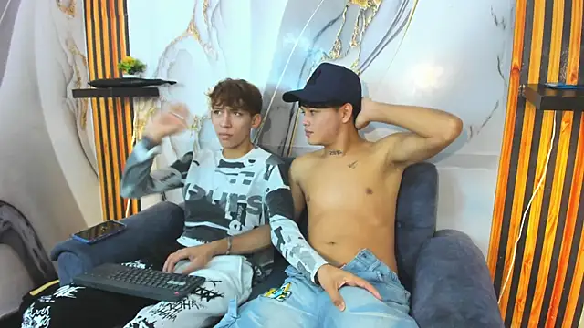 Alex LatinBoy18 online show from 12.01.25