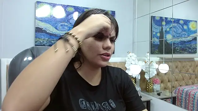 Snapshot of Daianalou chatting on 12.01.25 Daianalou online show from 12.01.25